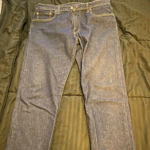 - [ ] Levi’s 33x30 Mens Blue Jeans